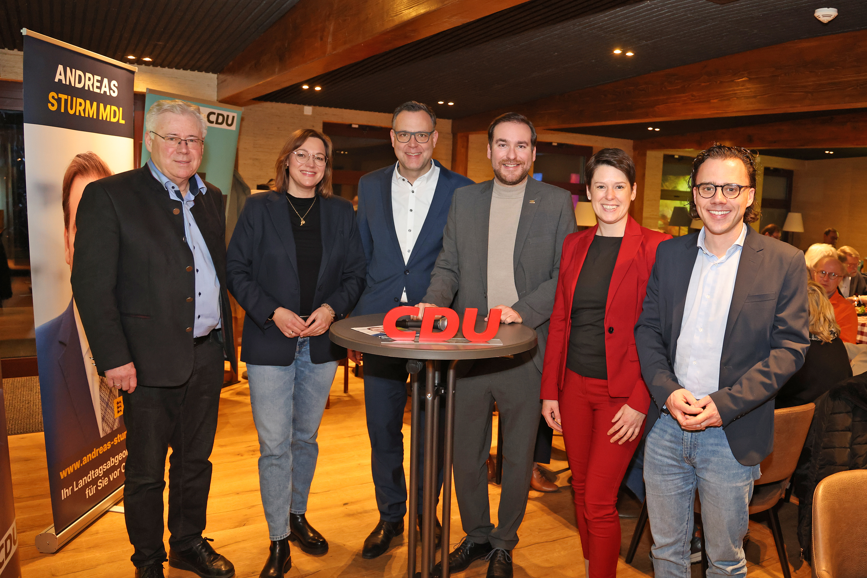 V. l. Benno M�ller (CDU Oftersheim), Rabea Sturm, Staatssekret�r Siegfried Lorek, Andreas Sturm MdL, Madeleine Heidenreich (CDU Ketsch) und Nils Melkus (CDU Schwetzingen)